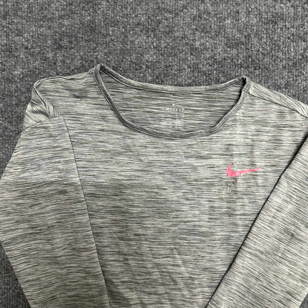 Nike Long Sleeve Shirt Girls Size L 6-7 Gray Dri-Fit Space Dye Elastic Logo Hem